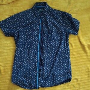 Men's small monument button up